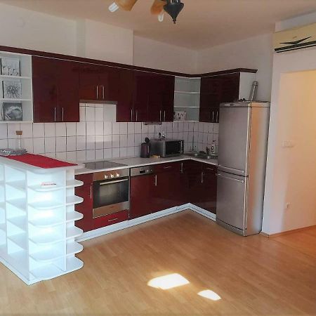 Centrum - A. Apartman Pécs Esterno foto